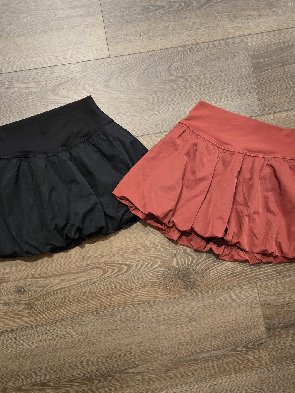 aerie Two-Pack Circle Skirts in Black and Rust